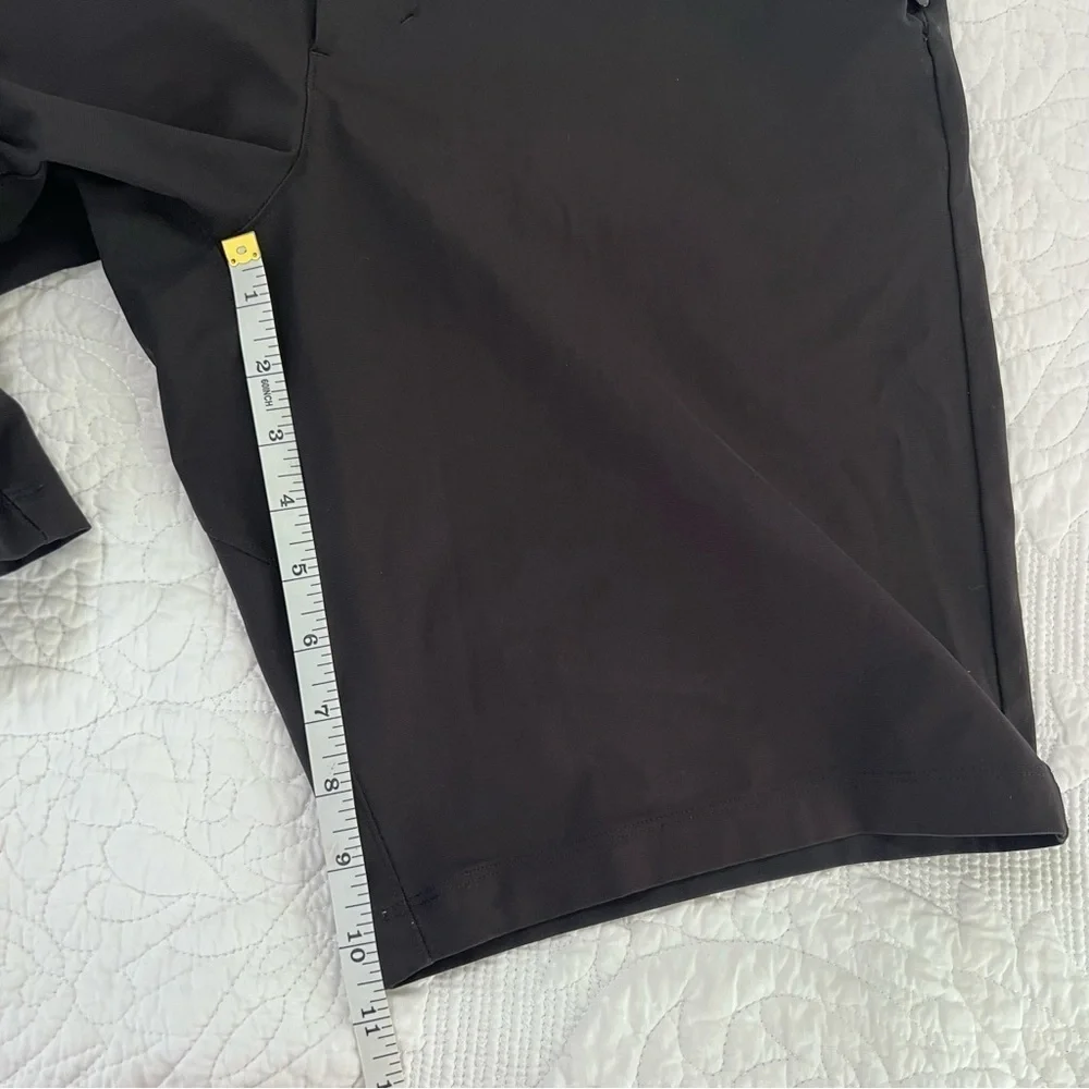Lululemon Shorts Men 30 Commission Relaxed Black Chino On The Move 11” b10 - Picture 3 of 7
